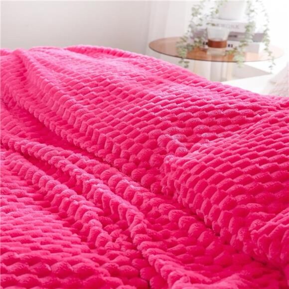 Hot Pink Throw Blanket 50"×60" inches Gifts for Mom Fuzzy 3D Jacquard - Picture 5 of 7